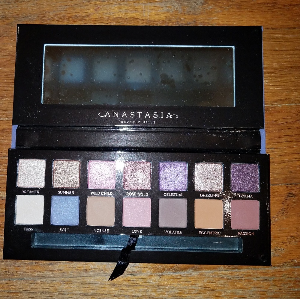 Anastasia ABH Norvina Palette AUTHENTIC